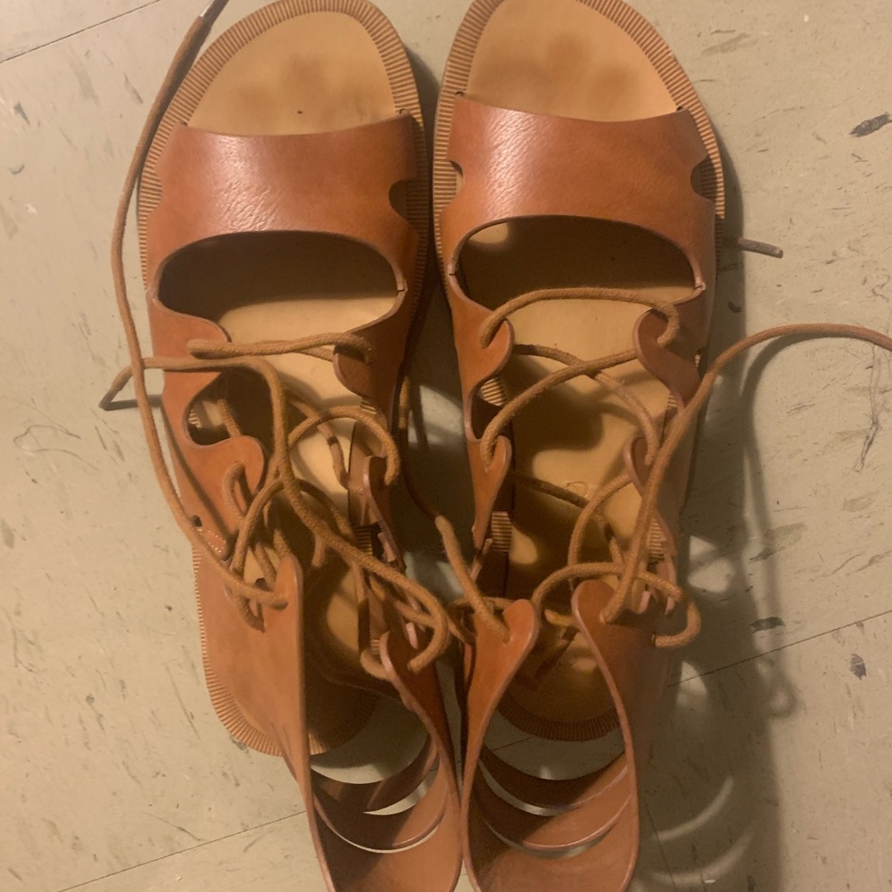 Brown Gladiator sandals by Dirty Laundry size 9